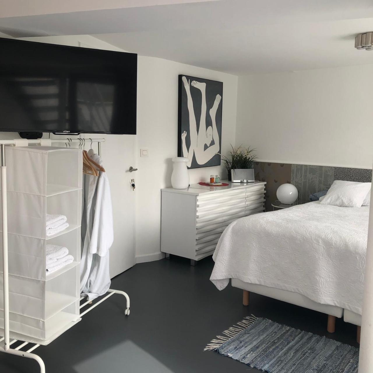 Guesthouse Poppies , Free Parking Ostenda Zewnętrze zdjęcie
